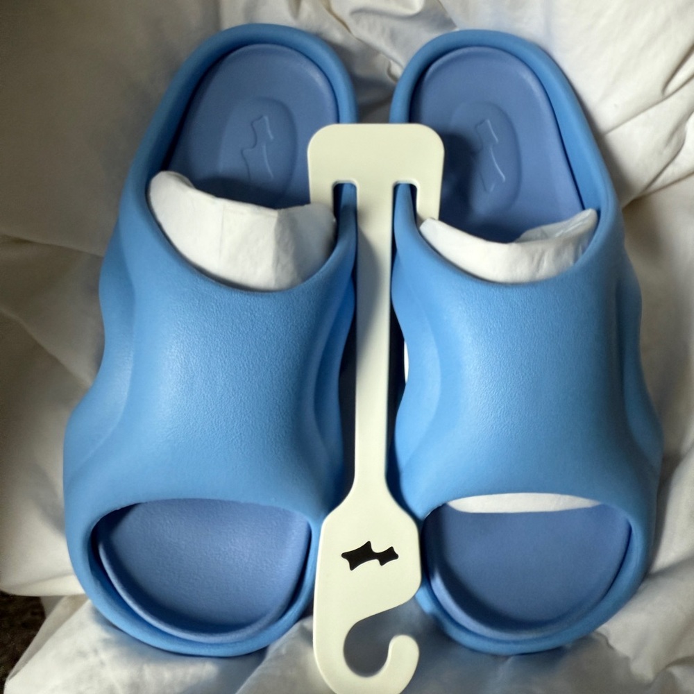 NEW SKYLRK Beach Slide Cosmo Unisex  BEACH SLIDE - COSMO / M 7 / W 8